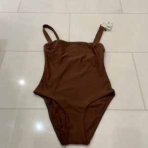 Matteau Square Maillot. Color: Pecan. US size 4. NWT.